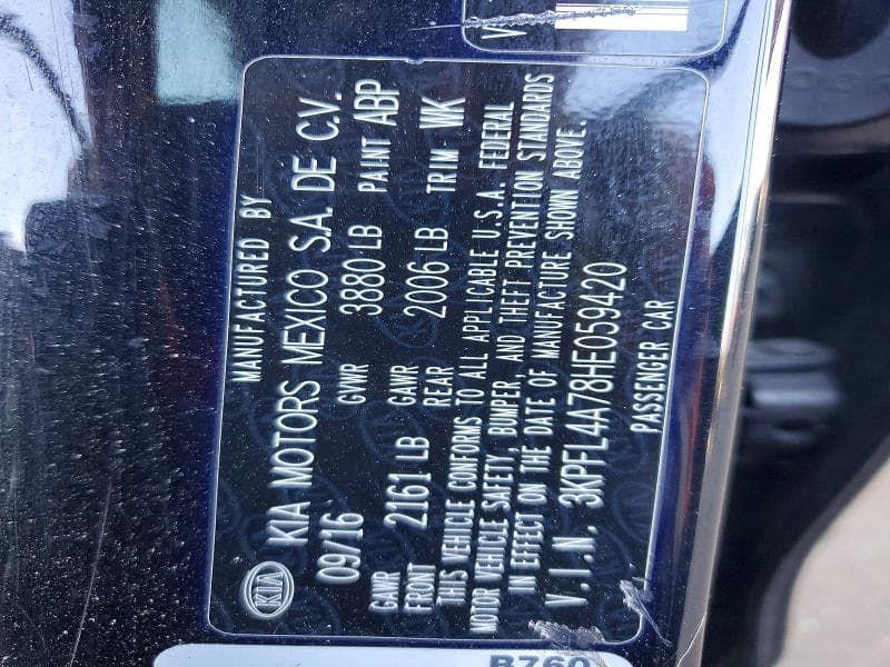 2017 KIA FORTE LX 12