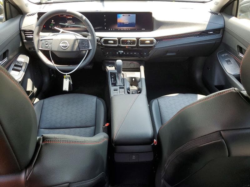 2026 NISSAN SENTRA SR 8