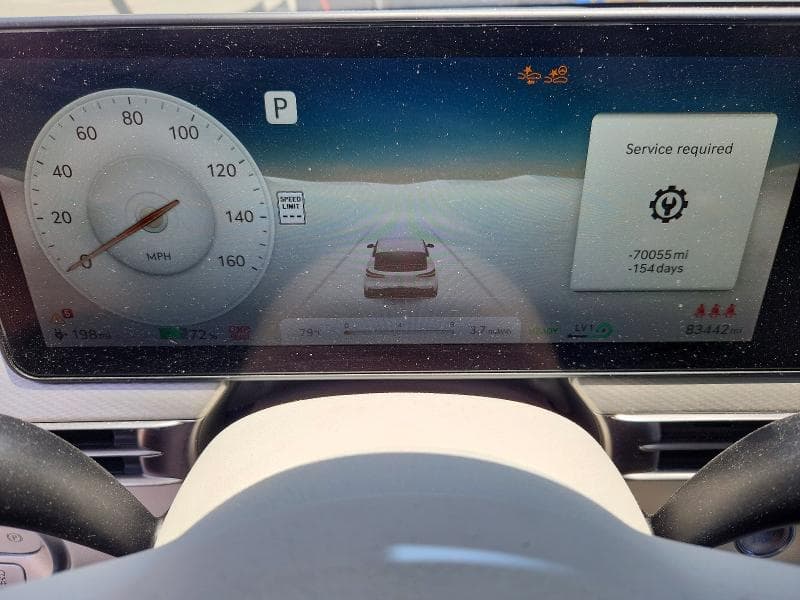 2025 GENESIS GV60 STANDARD 9