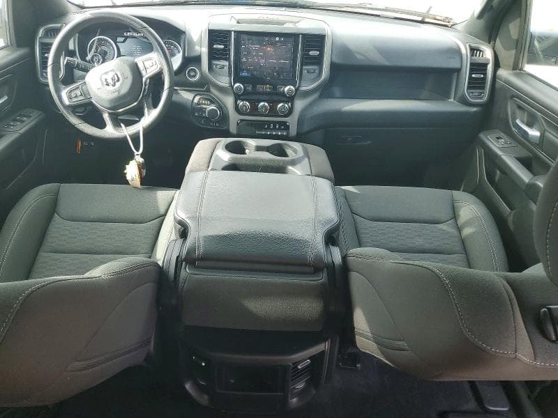 2025 RAM 1500 TRADESMAN 8