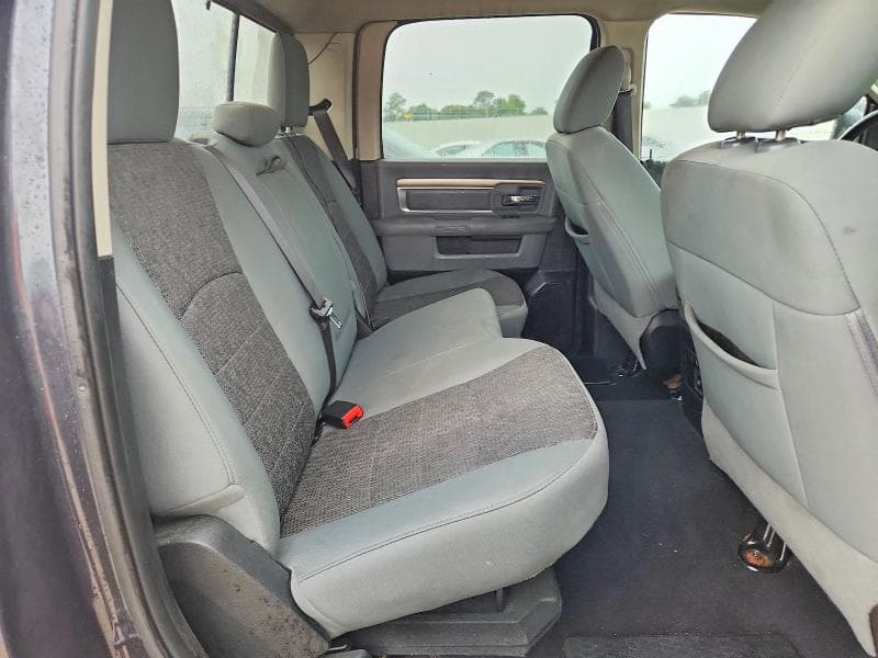 2018 RAM 1500 SLT 10