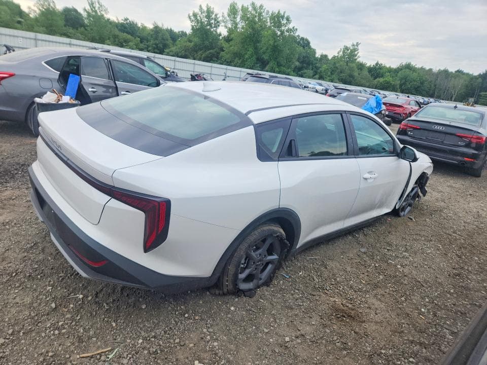 2026 KIA K4 LXS 3