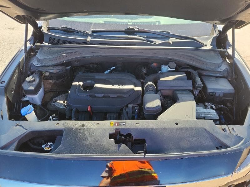 2019 HYUNDAI SANTA FE SE 12
