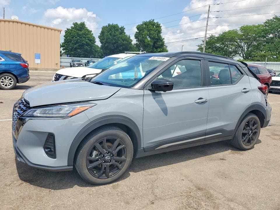 2023 NISSAN KICKS SR - 1
