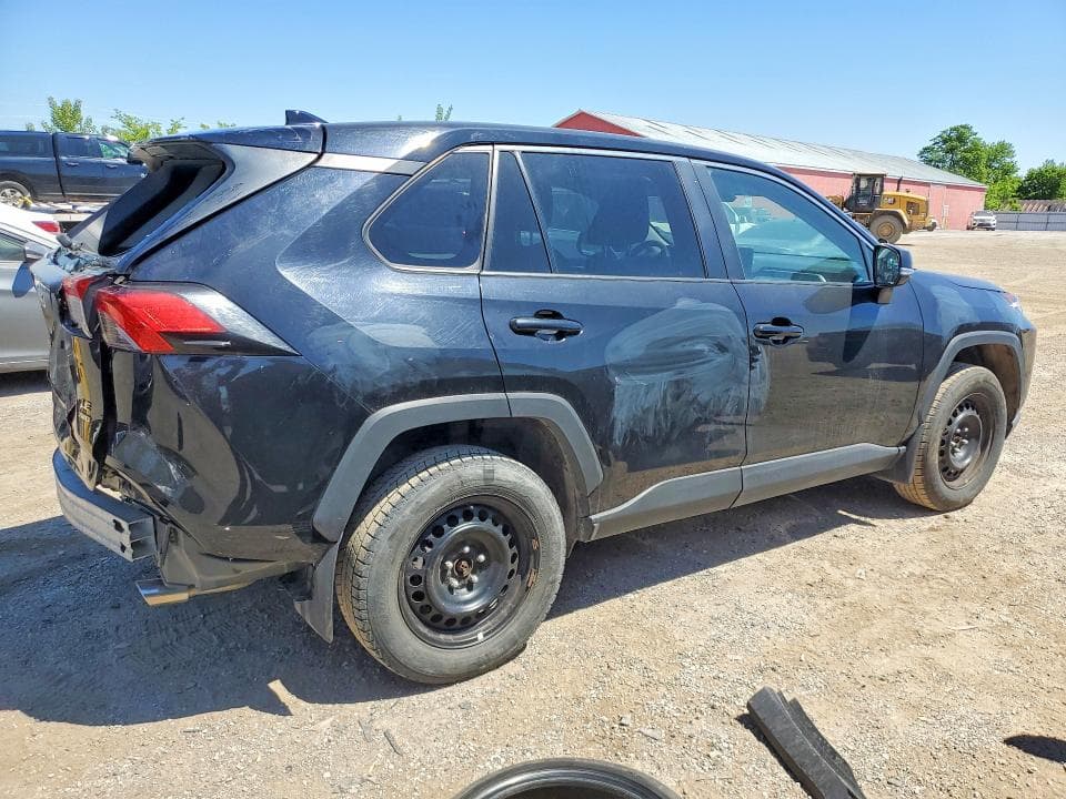 2022 TOYOTA RAV4 LE 3