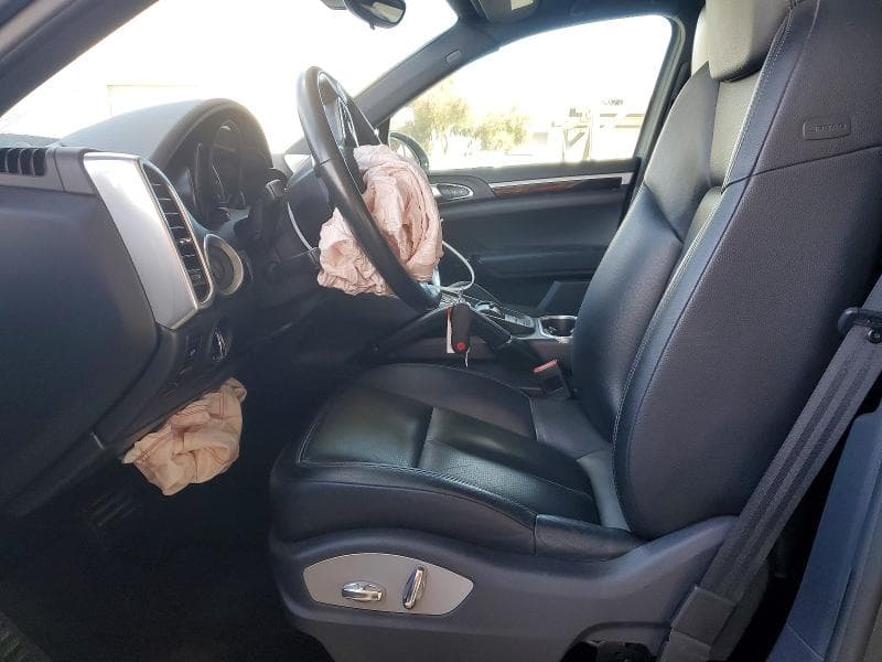 2018 PORSCHE CAYENNE 7