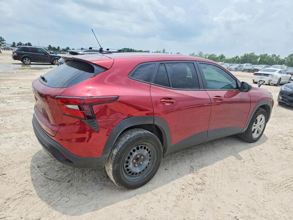 2025 CHEVROLET TRAX LS 3