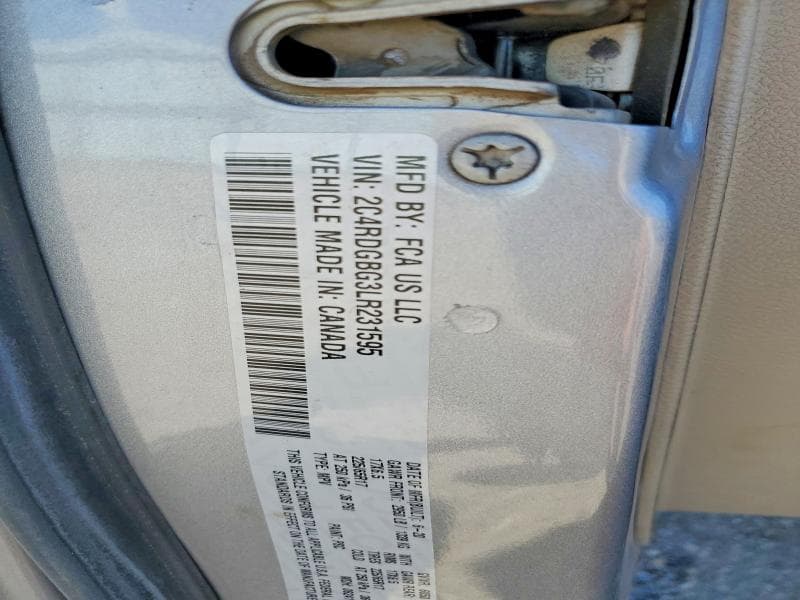 2020 DODGE GRAND CARAVAN SE 13