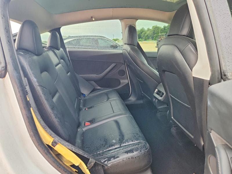 2021 TESLA MODEL Y 10