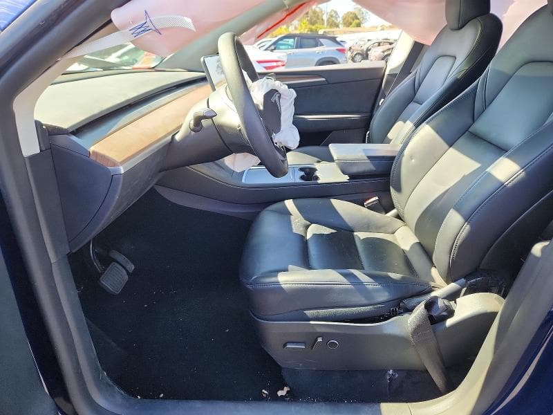 2024 TESLA MODEL Y 7