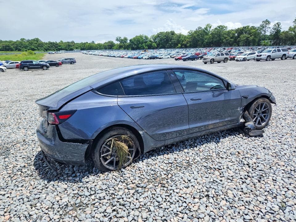 2022 TESLA MODEL 3 3