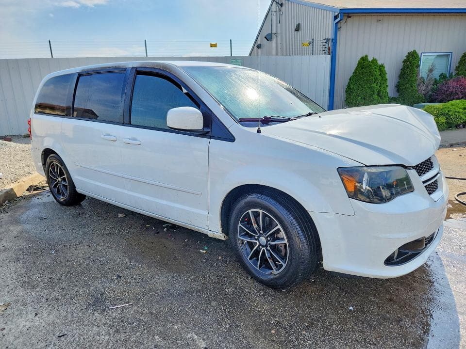 2017 DODGE GRAND CARAVAN GT 4