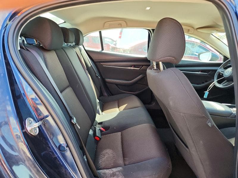 2021 MAZDA 3 10