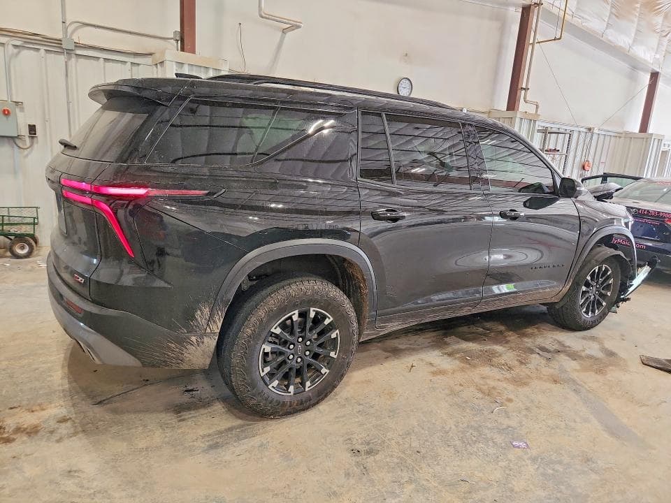 2024 CHEVROLET TRAVERSE LT Z71 3