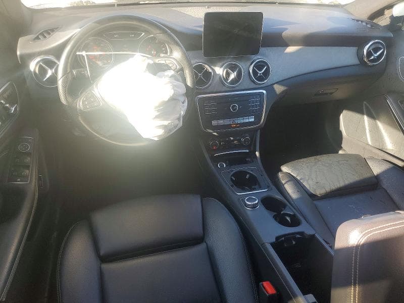 2020 MERCEDES-BENZ GLA 250 8