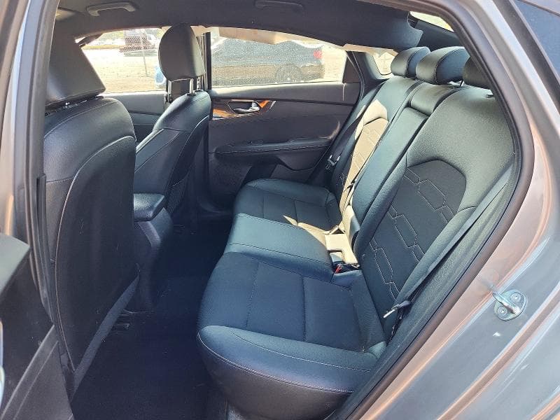 2023 KIA FORTE GT LINE 10