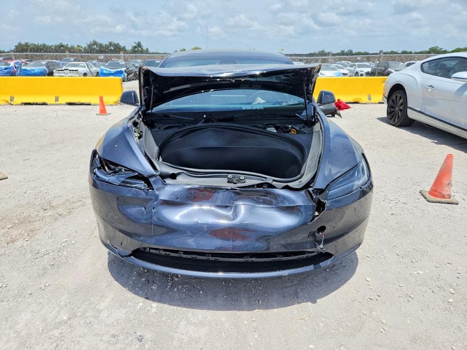 2025 TESLA MODEL 3 5
