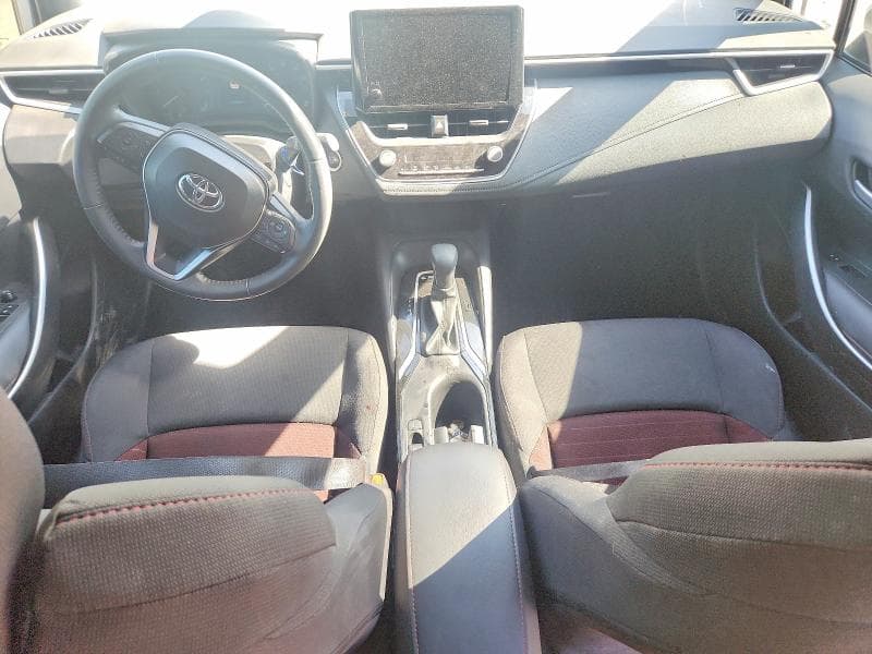 2025 TOYOTA COROLLA SE 8