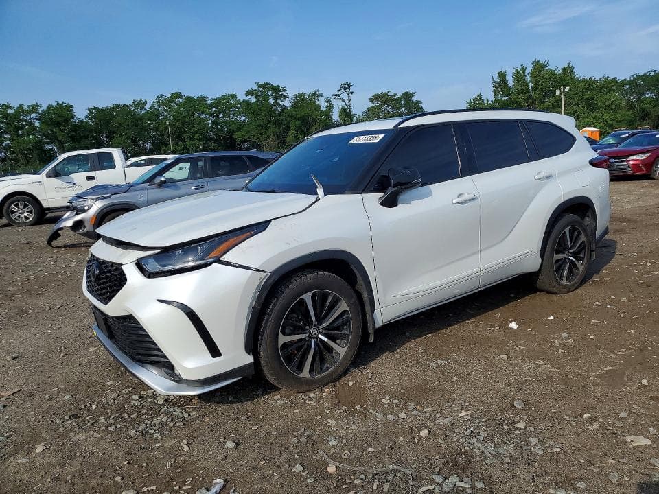 2022 TOYOTA HIGHLANDER SPORT