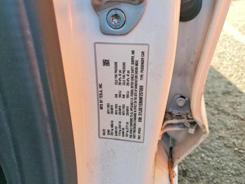 2022 TESLA MODEL 3 12