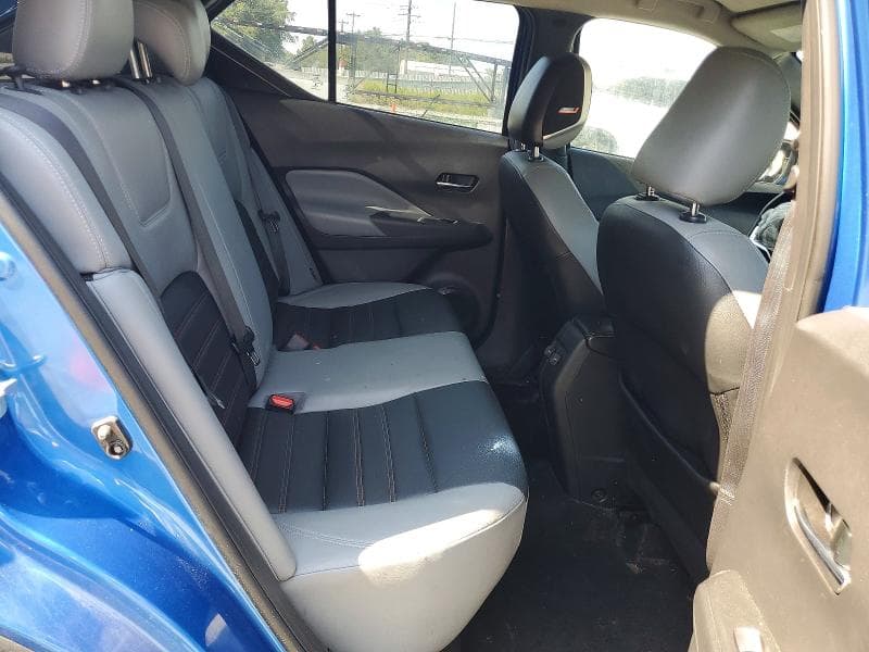 2021 NISSAN KICKS SR 11