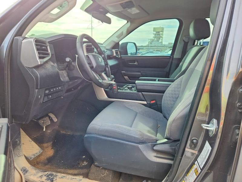 2023 TOYOTA TUNDRA SR5 7