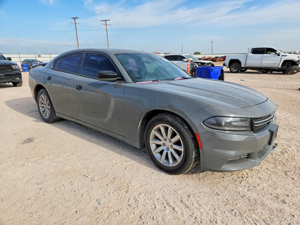 2017 DODGE CHARGER SE 4