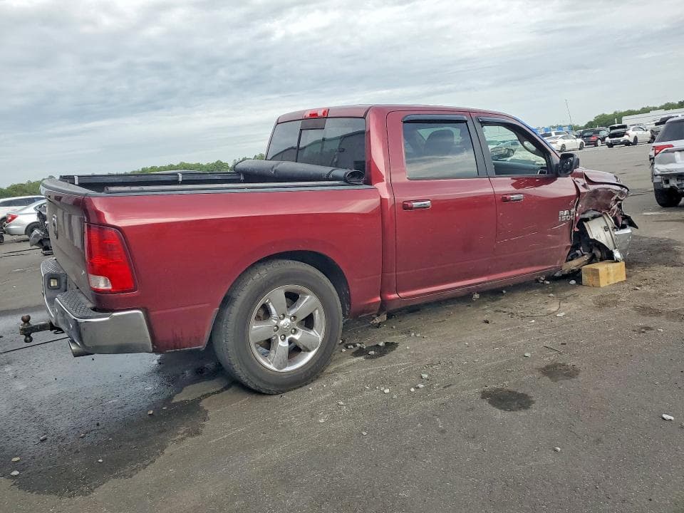 2017 RAM 1500 SLT 3