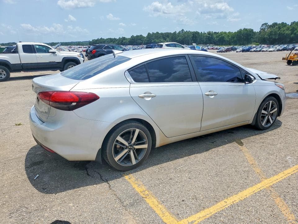 2017 KIA FORTE EX 3