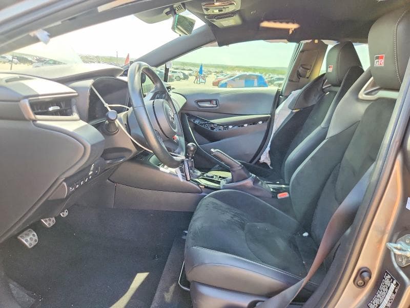 2024 TOYOTA GR COROLLA PREMIUM 7