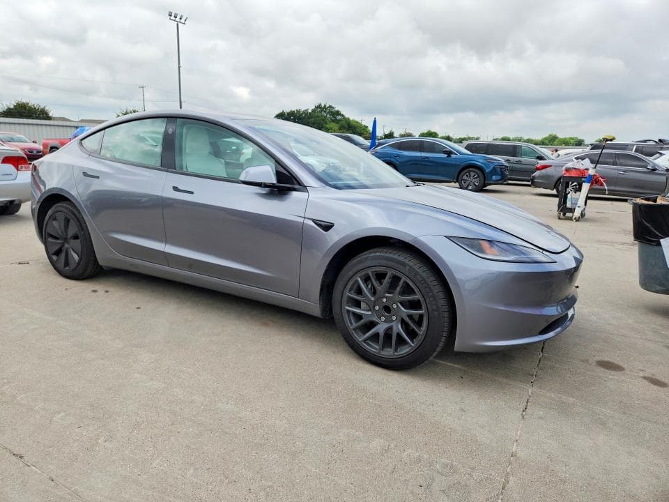 2025 TESLA MODEL 3 4