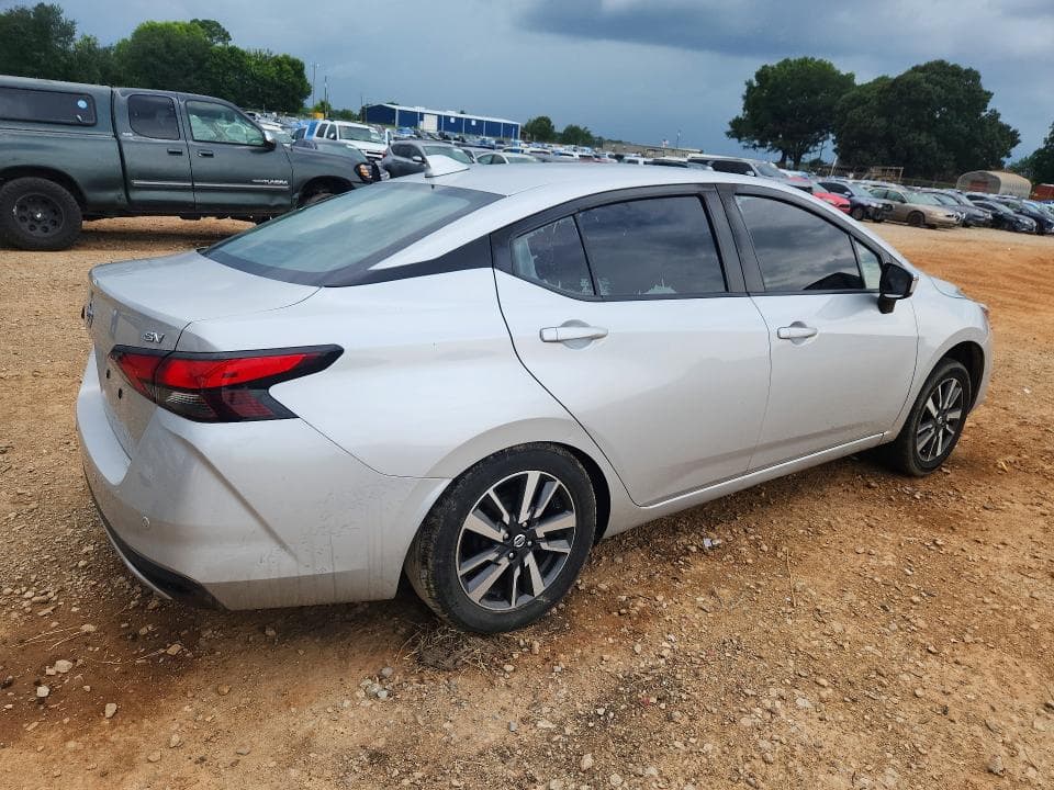 2021 NISSAN VERSA SV 3