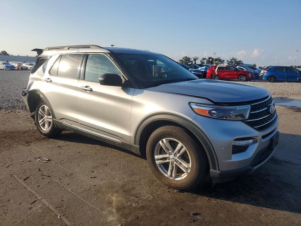 2023 FORD EXPLORER XLT 4