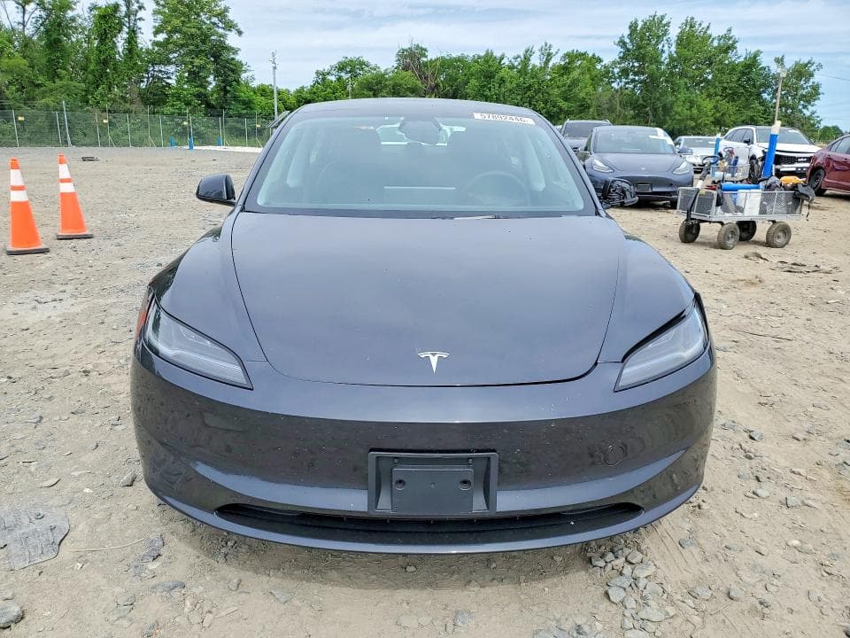 2025 TESLA MODEL 3 5