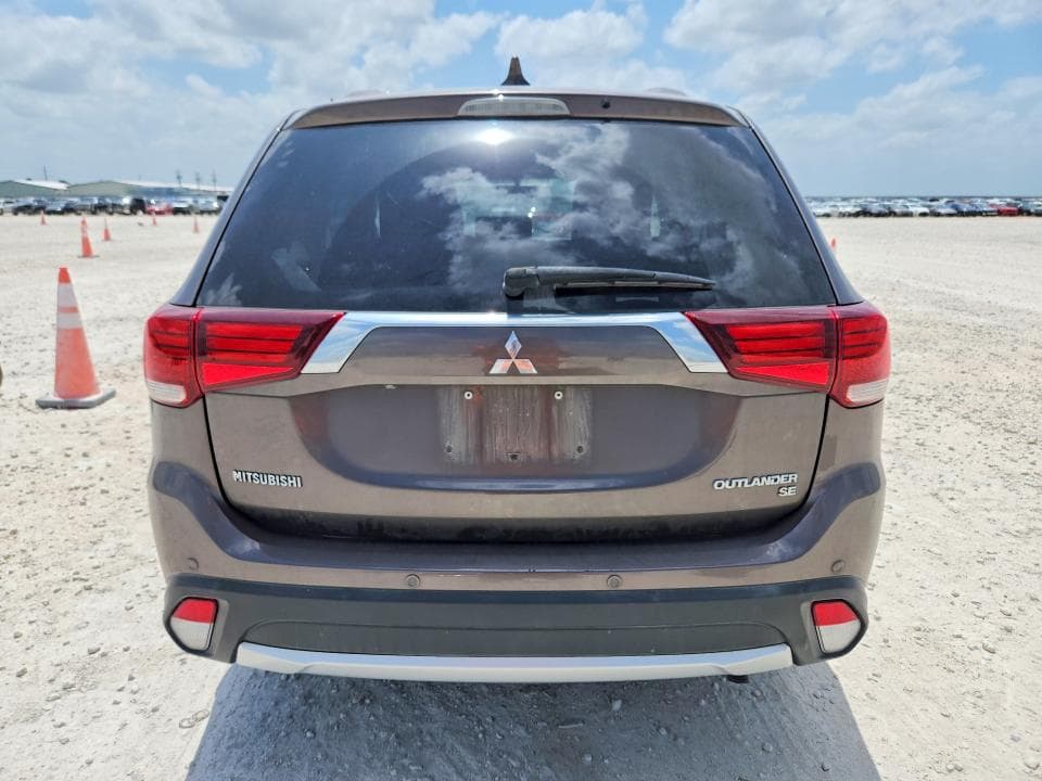 2017 MITSUBISHI OUTLANDER SE 6