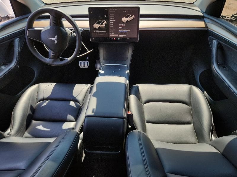 2023 TESLA MODEL Y 8