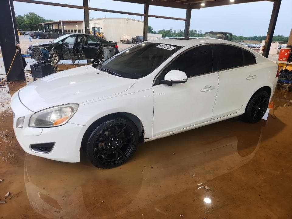 2011 VOLVO S60 - 1