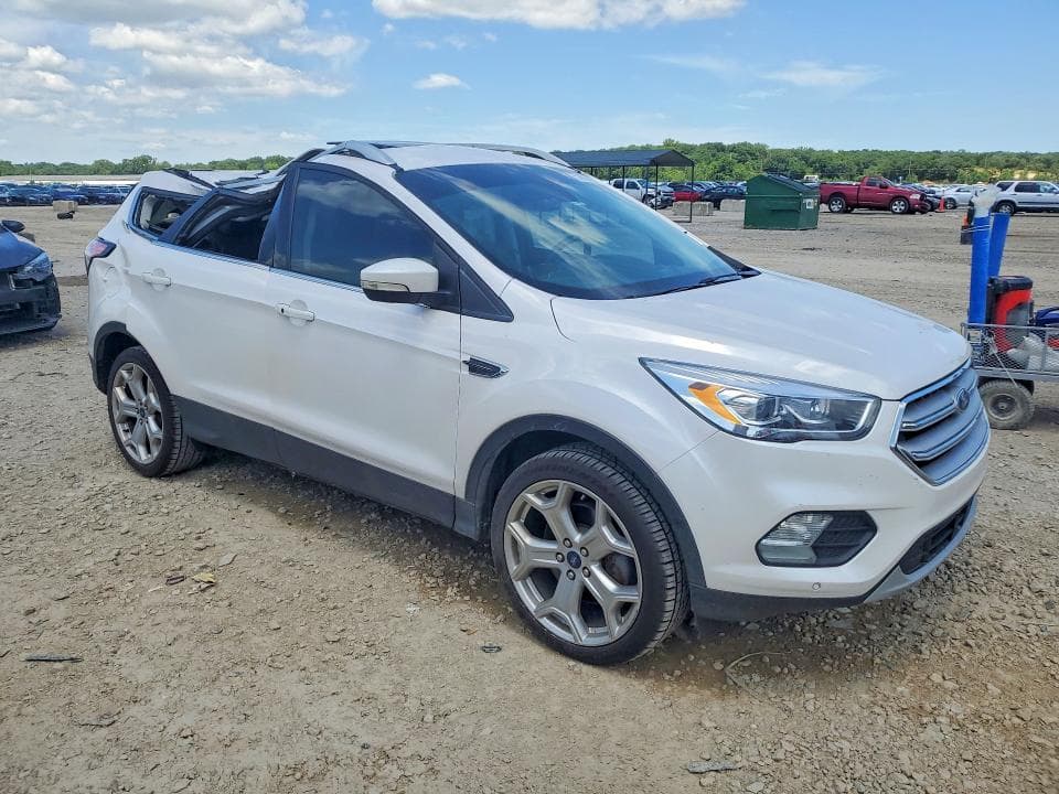 2018 FORD ESCAPE TITANIUM 4