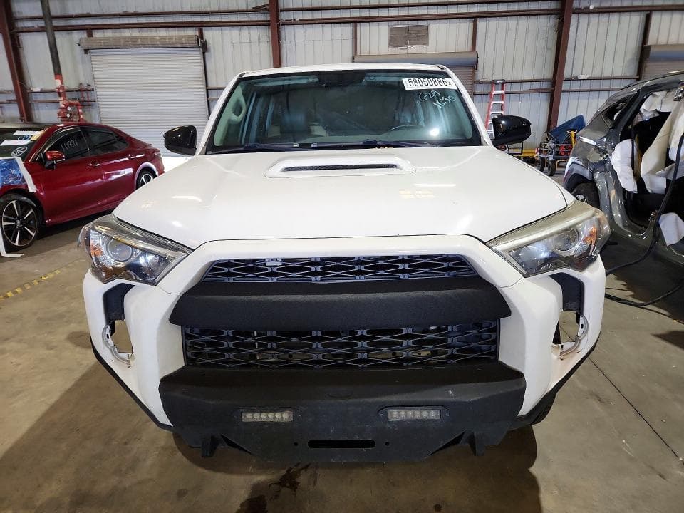 2017 TOYOTA 4RUNNER DELUXE V6 5