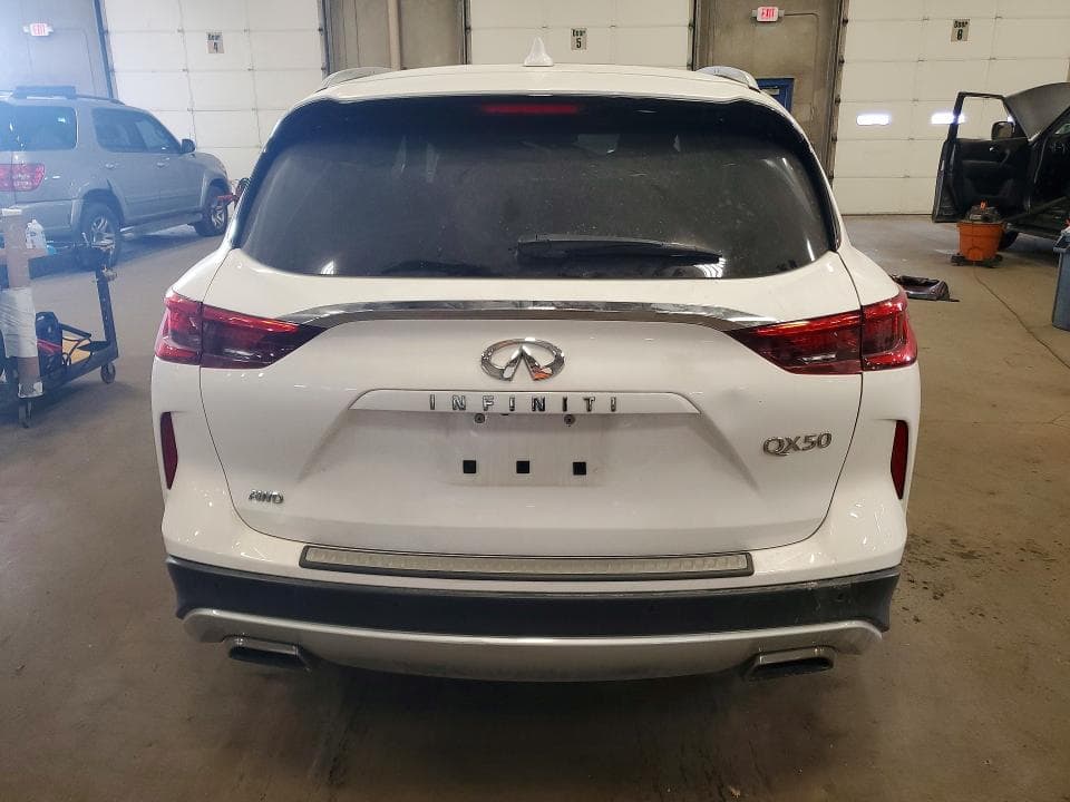 2021 INFINITI QX50 ESSENTIAL 6