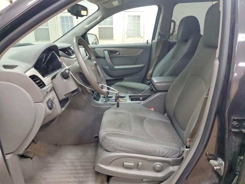 2017 CHEVROLET TRAVERSE LS 7