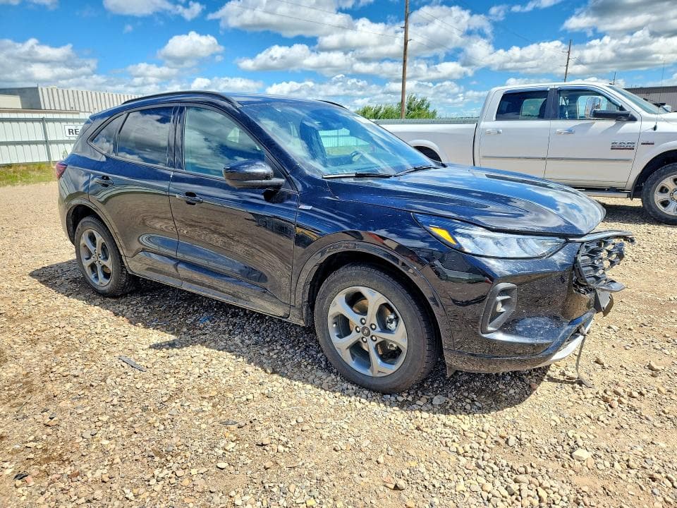 2024 FORD ESCAPE ST LINE SELECT 4