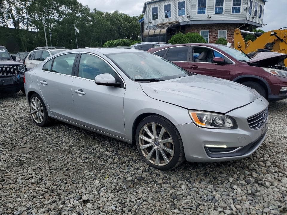 2017 VOLVO S60 PREMIER 4