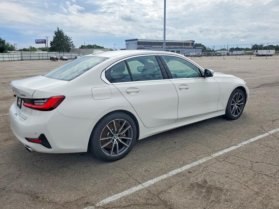 2020 BMW 330XI 3