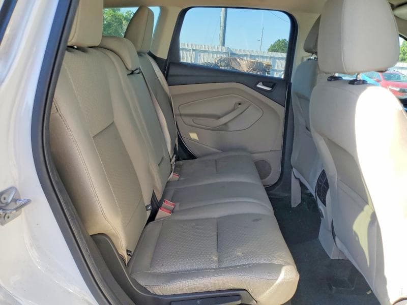 2017 FORD ESCAPE SE 11