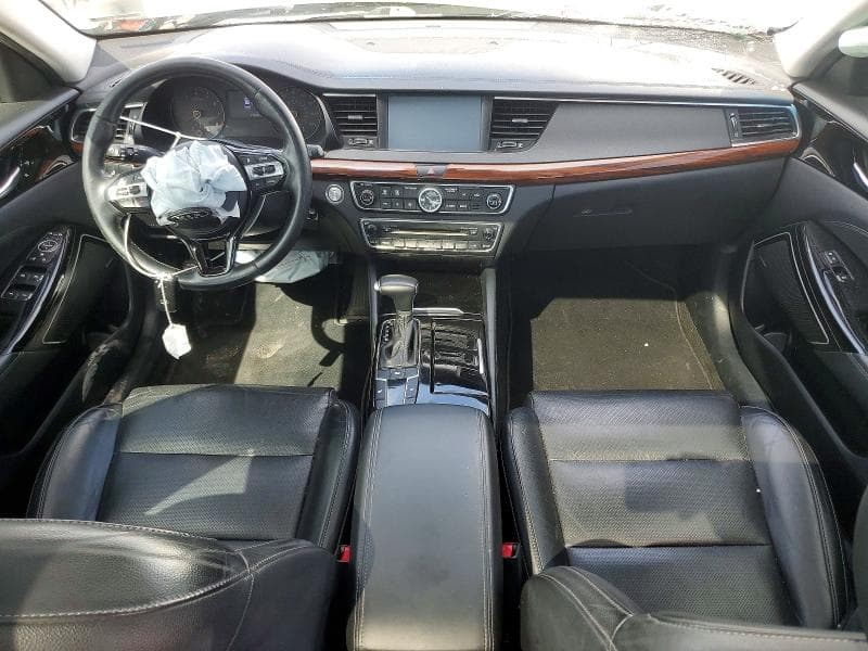 2017 KIA CADENZA PREMIUM 8