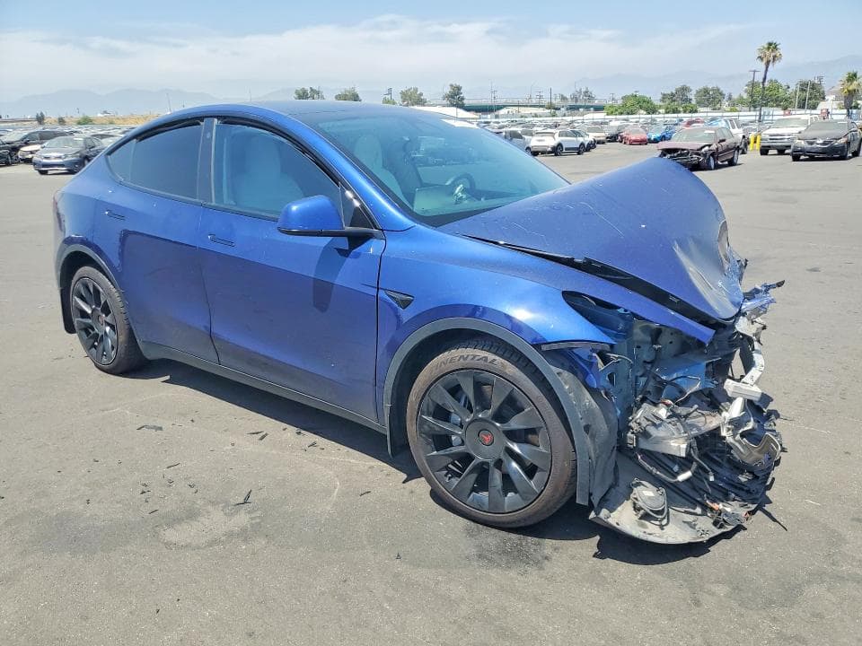 2022 TESLA MODEL Y 4