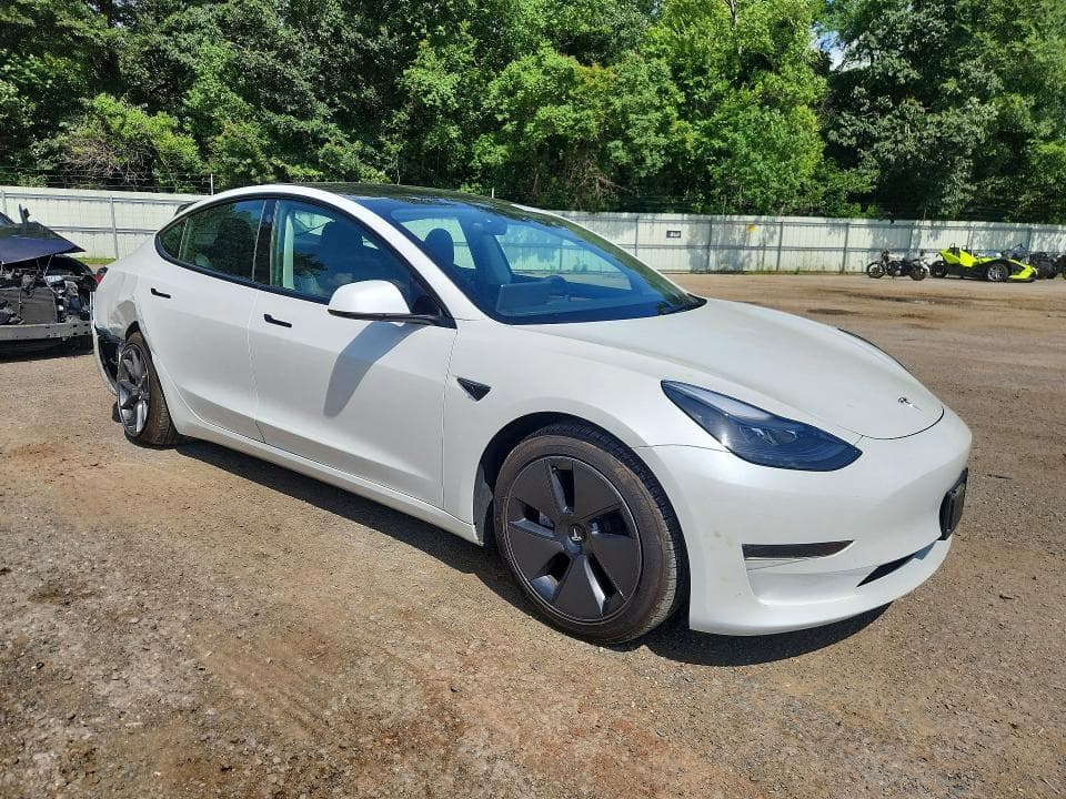 2023 TESLA MODEL 3 4