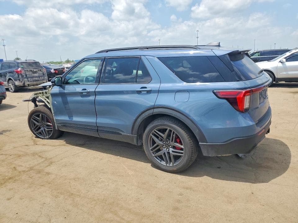 2026 FORD EXPLORER ST-LINE 2