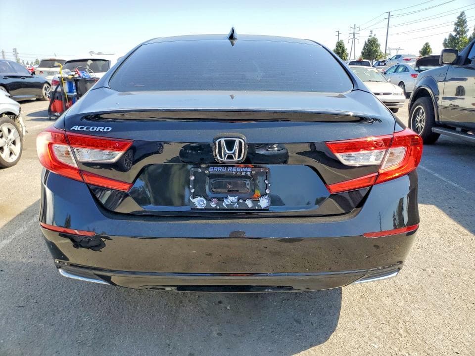 2018 HONDA ACCORD LX 6